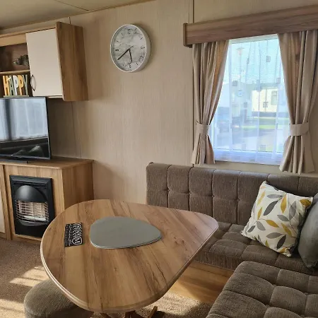 8 Berth On Sealands New Horizon Apartment Ingoldmells Exterior photo
