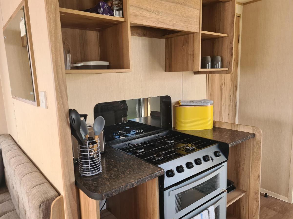 Apartment 8 Berth On Sealands New Horizon