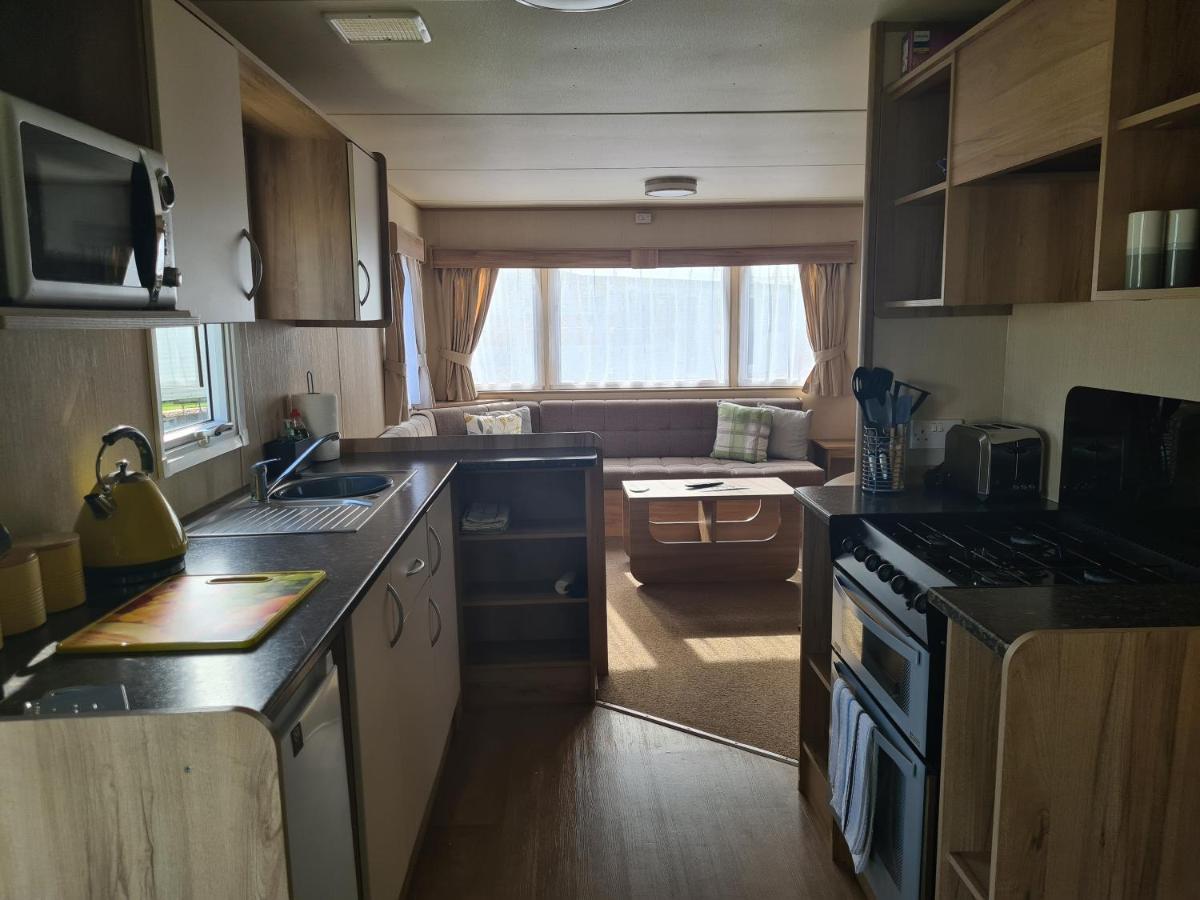 8 Berth On Sealands New Horizon *